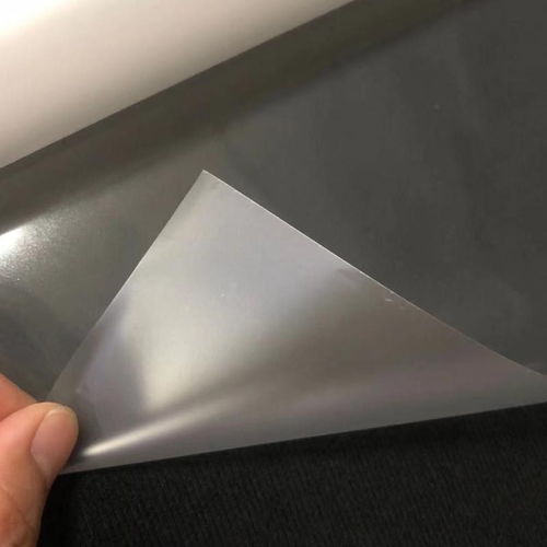 深圳tpu防水透氣膜廠家價格通常在格拉辛紙的一側(cè)或雙側(cè)涂有硅